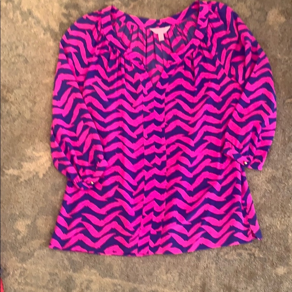 Lilly Pulitzer sz m 100% silk blouse